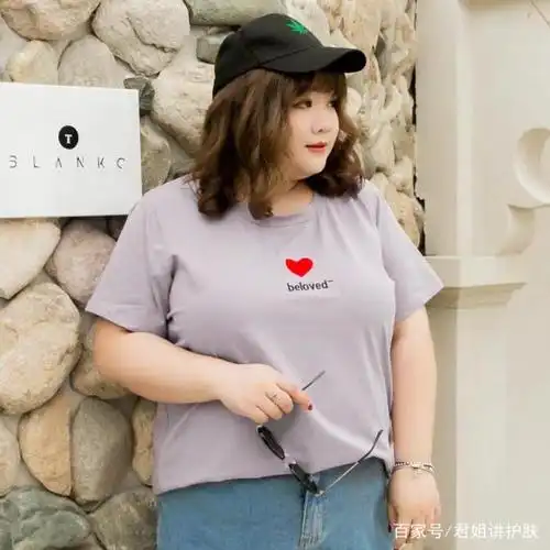 微胖女生要避开这4款单品,尤其是第2款,显胖又显矮