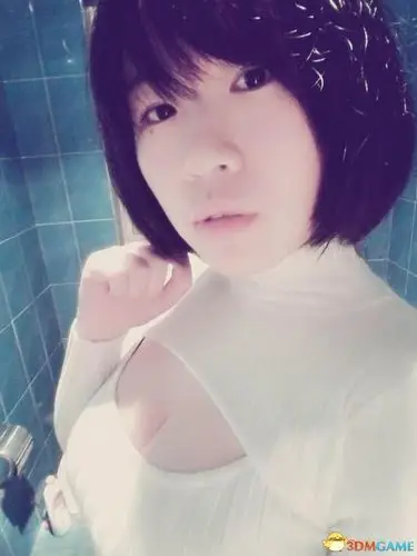 美女玩家开胸毛衣大赛福利图duang巨乳撑爆屏幕