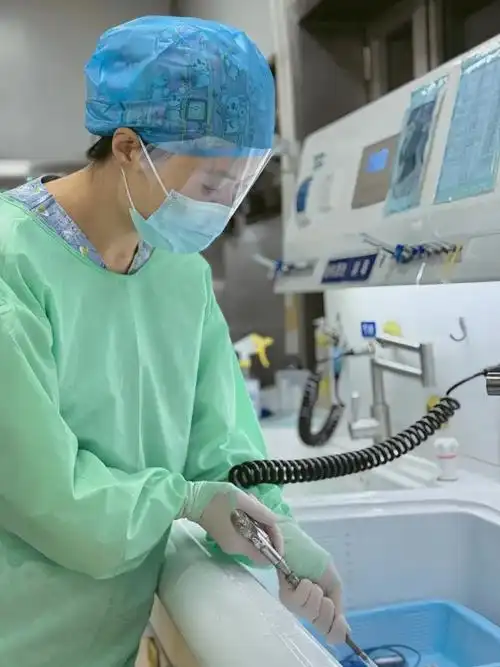 "火红五月,劳动之季" 山东第一医科大学附属省立医院致敬一线医护