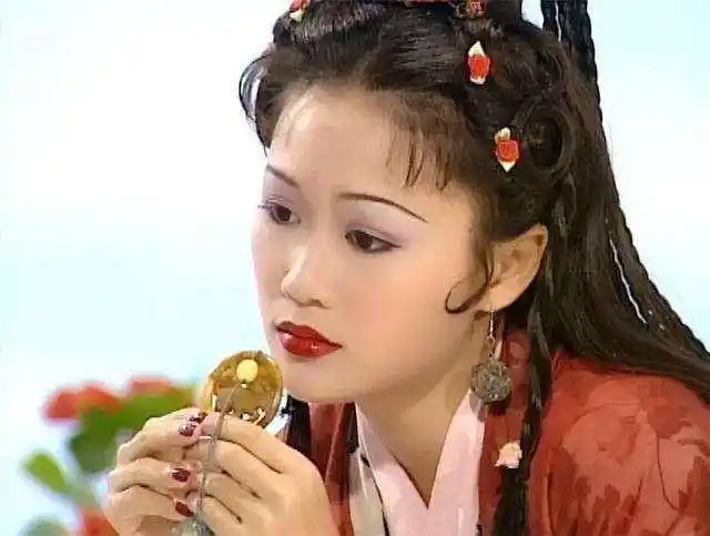 她选美时不输袁咏仪,是tvb最适合古装的女演员!_梁小冰_电视剧_美人