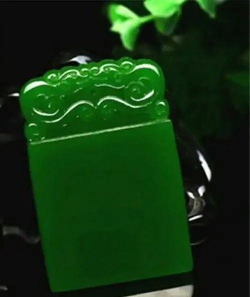 厂销玉石玉牌菠菜绿玉佩男女款新疆和田玉碧玉平安无事