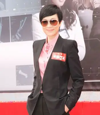 39每日健康 《法证先锋三》张可颐分享女人四十护肤法