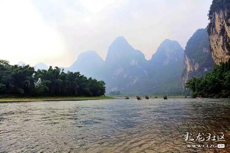 印像桂林找寻第五套人民币20元背面的漓江山水风光