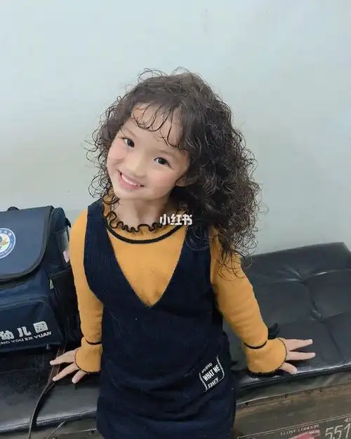 小朋友的羊毛卷