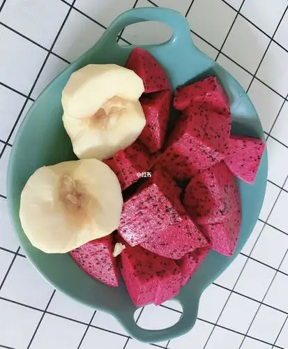 今天晚上吃水果