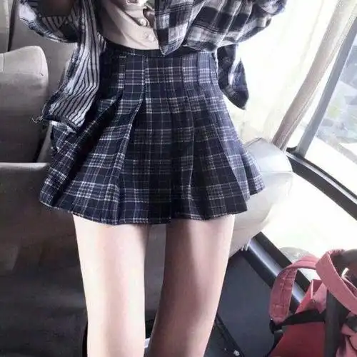 下半身女生头像:虽然看不到脸,还是感觉你很仙女