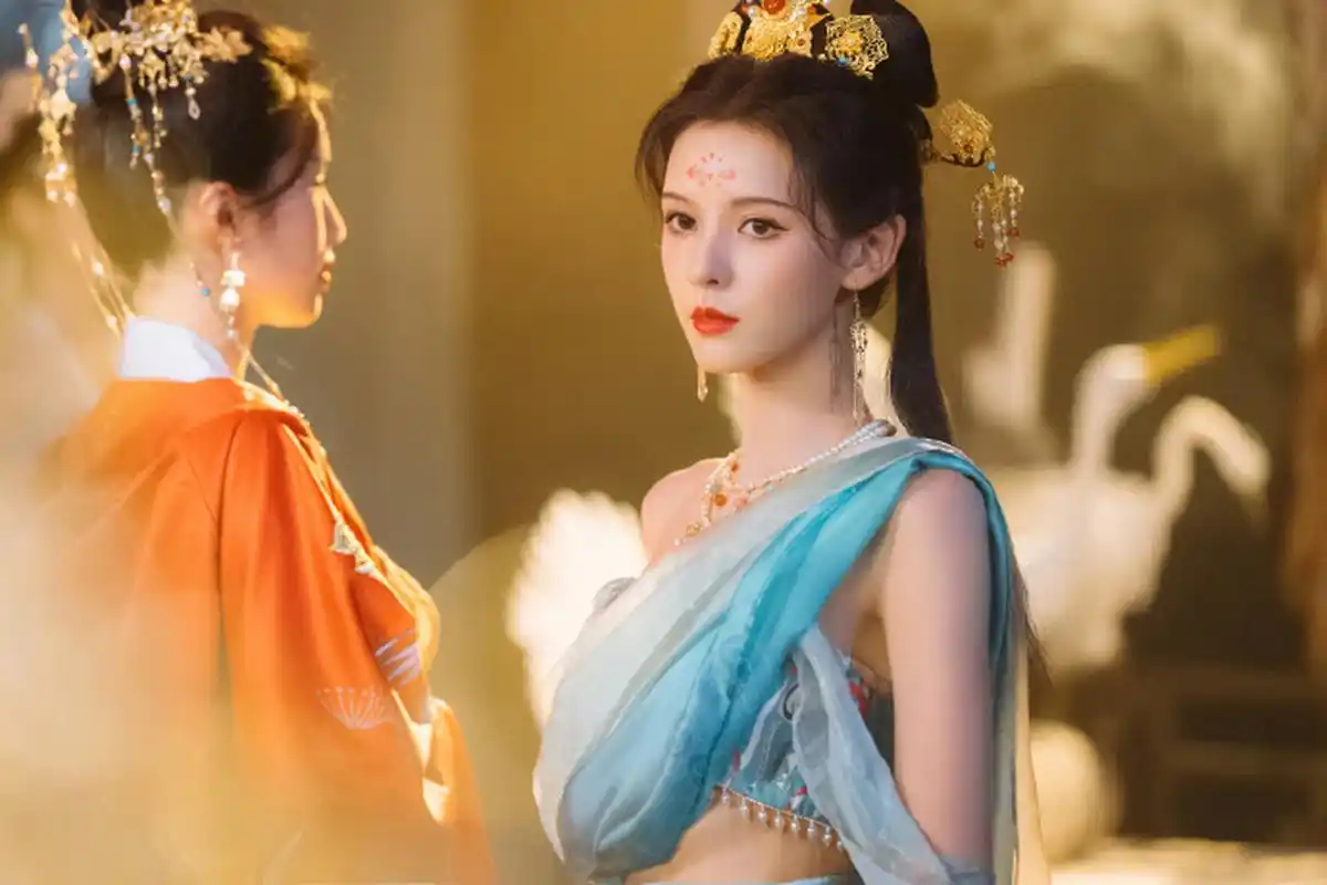 张予曦的脸真的太绝了,好适合古风扮相,她不属于娱乐圈,她属于古风