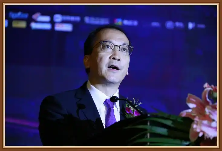 演讲嘉宾潘智勇先生