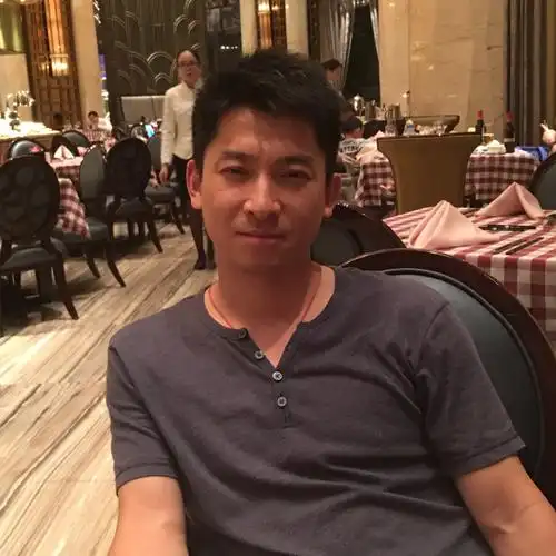 今天是你四十岁的生日祝你生日快乐,希望永远保持这颗纯粹善良的心