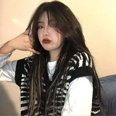 女生酷到爆的头像真人高清女生时尚酷到爆的头像图片