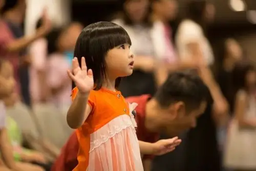 赞美之泉亚洲巡回首站新加坡 六百位小朋友齐敬拜