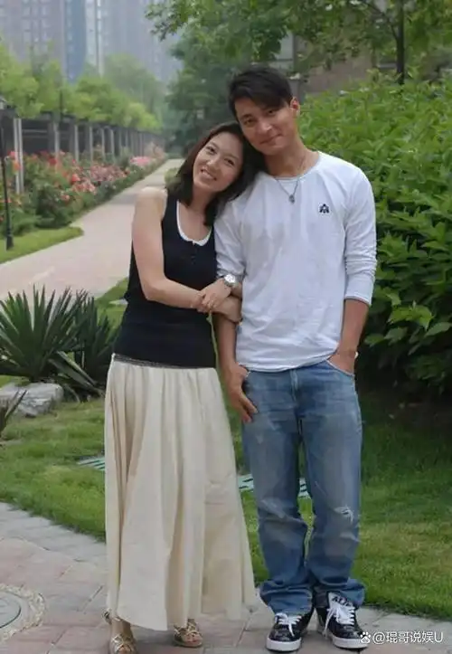 演员高露:我这辈子最正确的决定,就是隐婚为丈夫生下一儿一女