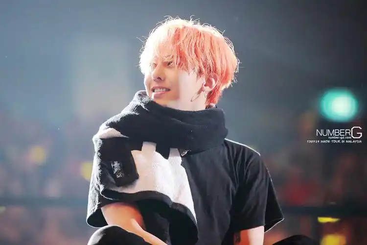 权志龙 键盘壁纸