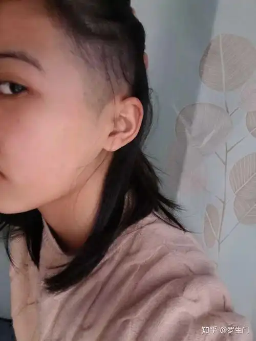 女孩子剃鬓角是怎样一种体验?