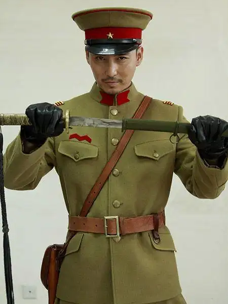 网易娱乐3月24日报道电视剧《英雄儿女战上海》目前正在湖南电视台