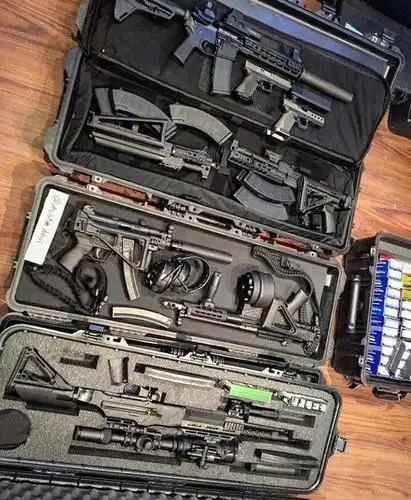 轻兵器图集 美军海豹特种部队退役军官的私人枪库 收藏贴