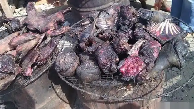 非洲人眼中的美食竟然有泥土网友原来土真的可以吃