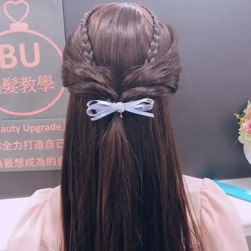 搜罗给长直发女性的10种公主头编发!让直发的魅力发挥到极点_头发