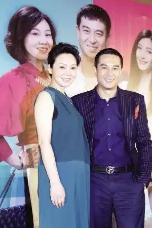 张嘉译为何娶了二婚的王海燕_杜珺_婚姻_老公