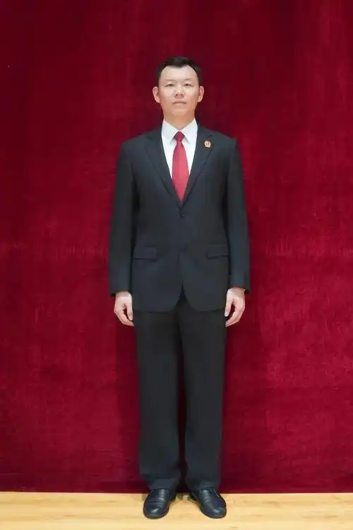 司法作风整治法院人制服正确穿搭方式请看本篇