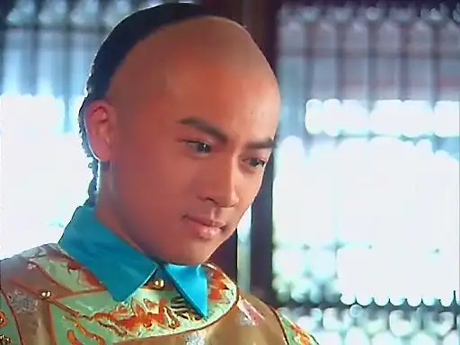 原名永琪,是古装电视剧《 a target="_blank" href="/item/还珠格格