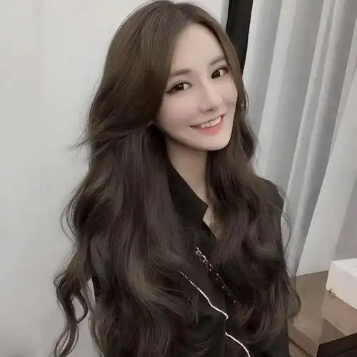 下巴很短的女生好吗,脸短下巴短的女生发型