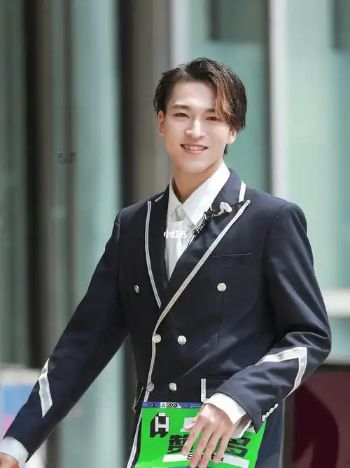 宇野赞多冲啊!_创造营_男朋友_创造营2021赞多力丸_娱乐_明星娱乐资讯