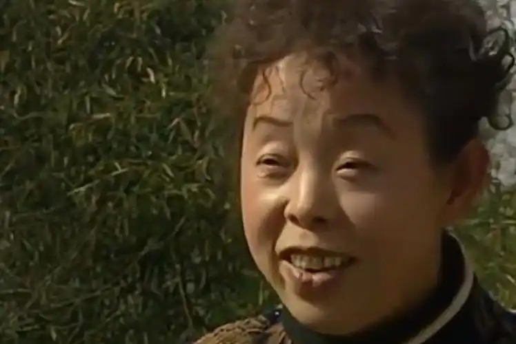 2006年河南两女子做了34年闺蜜后,突发奇想做dna,才知道是亲姐妹