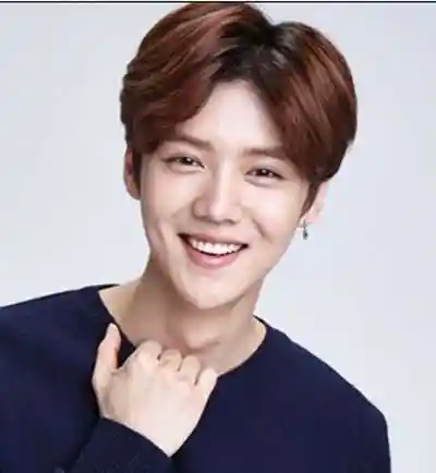 潮流青少年男生发型是怎样的?