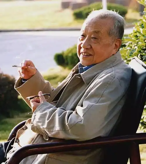 (曾任体改委副主任,党组书记的安志文.图/中国体改研究会)