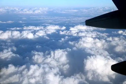 飞机上看云海