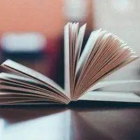 男生看书的头像_微信头像图片大全