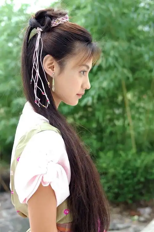 小鱼儿与花无缺杨雪 饰 江玉燕