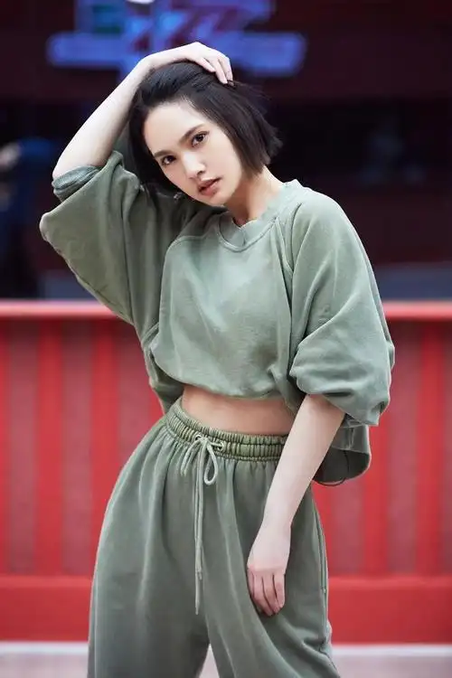 杨丞琳(rainie yang),1984年6月4日出生于台湾省台北市,祖籍广西合浦
