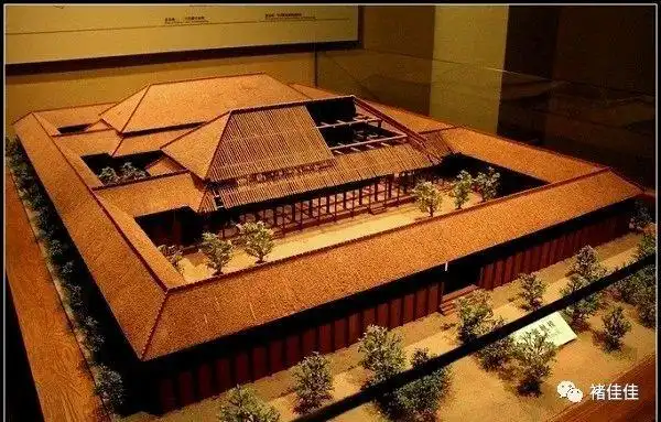 商朝-宫殿-湖北黄陂盘龙城