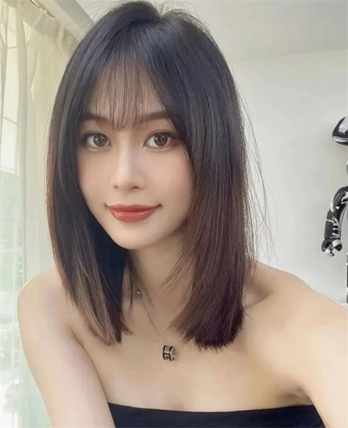 可盐可甜锁骨发 简约自然好打理_女生短发 - 美发站