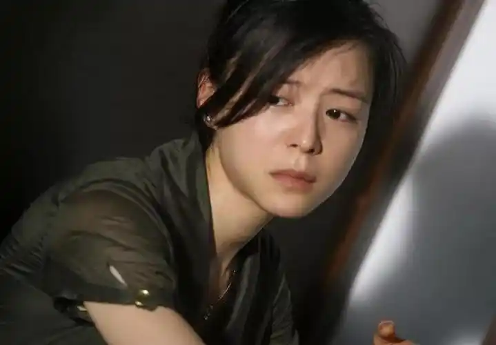 2007年,她参演尔冬升执导的《门徒》,获得了第27届香港电影金像奖最佳