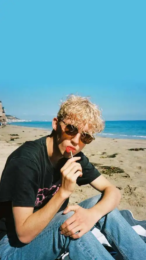 troye sivan ins搬运 高清壁纸