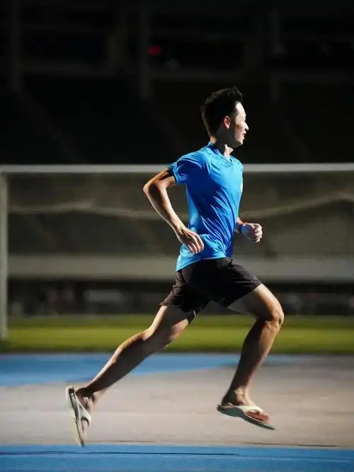 跑步|马拉松|深圳_新浪新闻