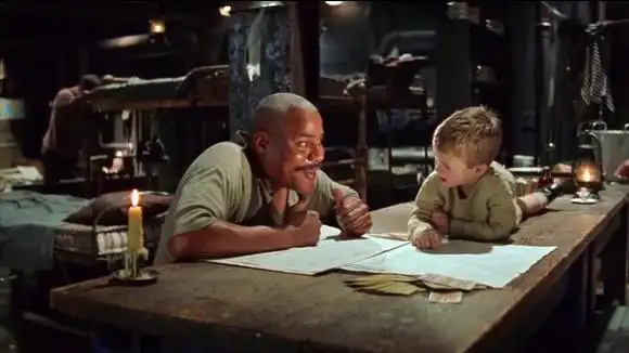 海上钢琴师:小男孩跟随丹尼生活在邮轮上,丹尼却出了意外!