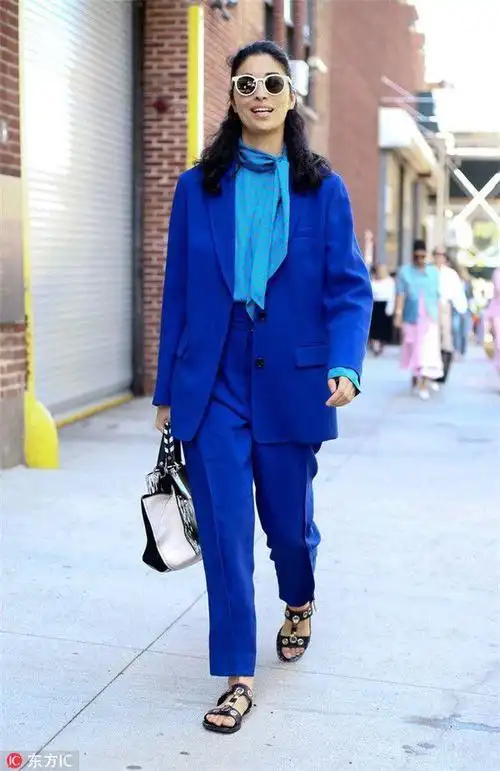 宝蓝色怎么搭配更好看?网友:美哭众人