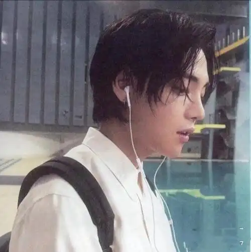 男孩长发发型男生长头发有哪些好看的发型