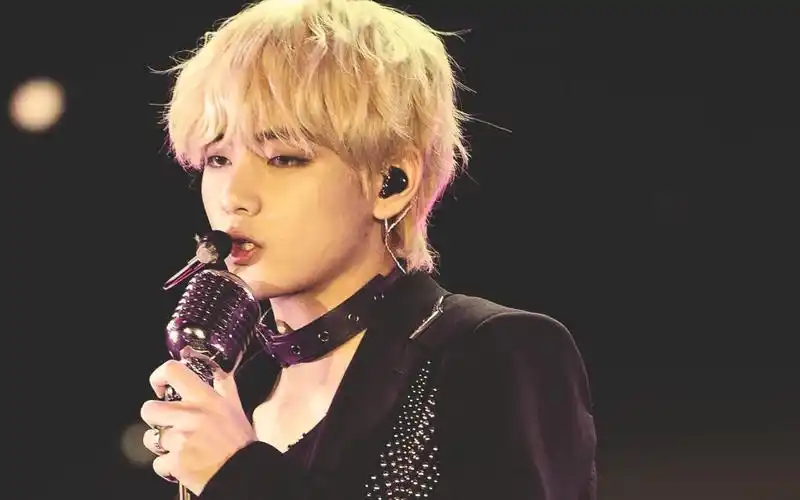 【金泰亨】控火名场面出处|乐天家族演唱会|180622|fire(结尾防撞)