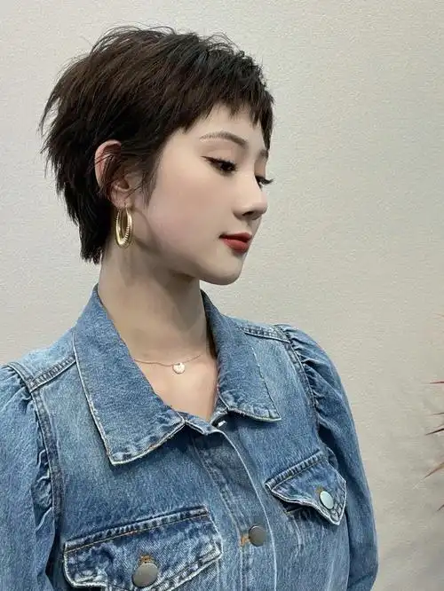 女生短发发型武汉发型设计女神发型设计个性短发个性短发甜美发型特别