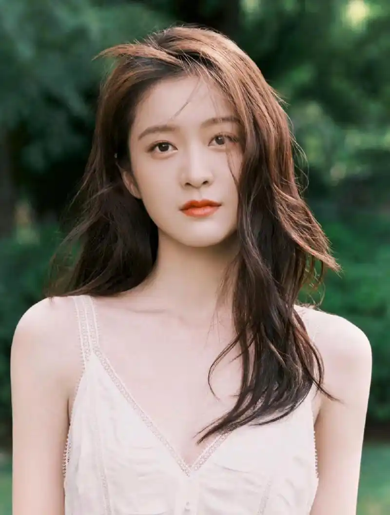 三石弟弟吴磊 国民妹妹蒋依依 甜妹张雪迎 实力派妹妹李兰迪 感觉每一