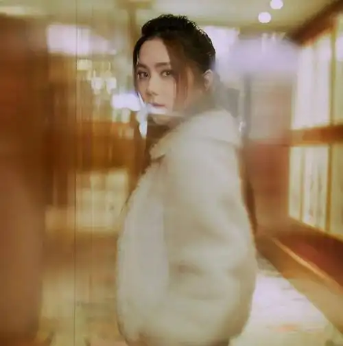 微信头像邓紫棋