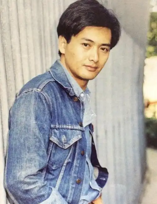 "小马哥"周润发:66岁无儿无女,裸捐56亿直言:人不能只为名利插图1