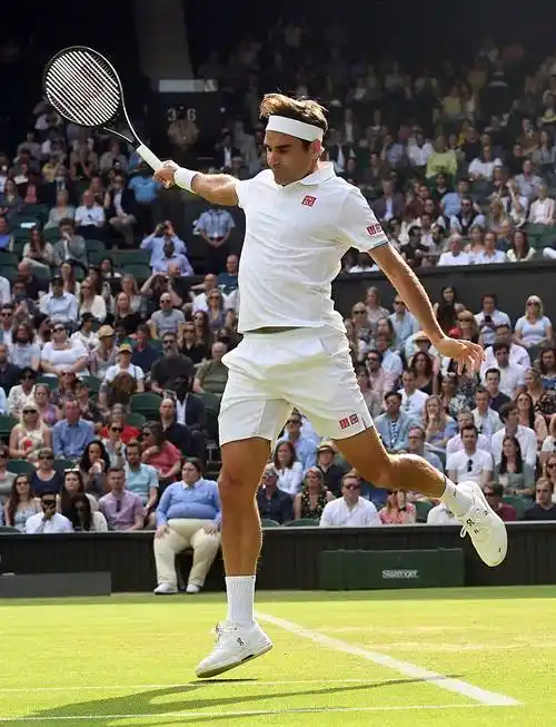 网球温网费德勒晋级