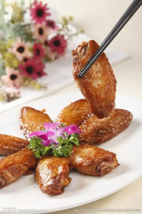 香辣鸡翅图片
