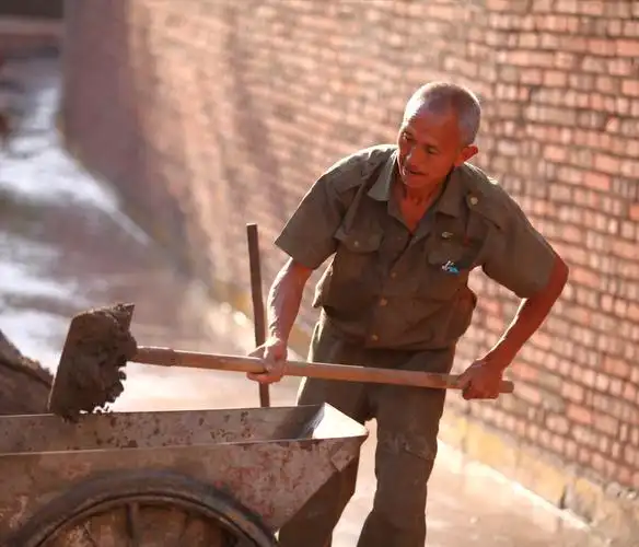 打工人生活不易